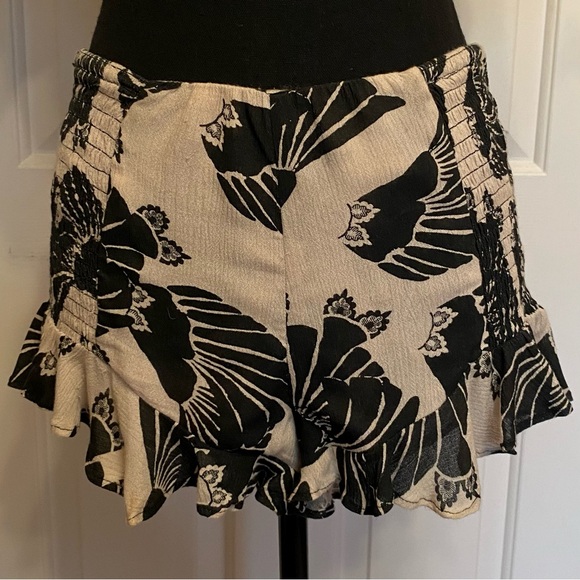 Free People Two Piece Merpati Set - Picture 8 of 16